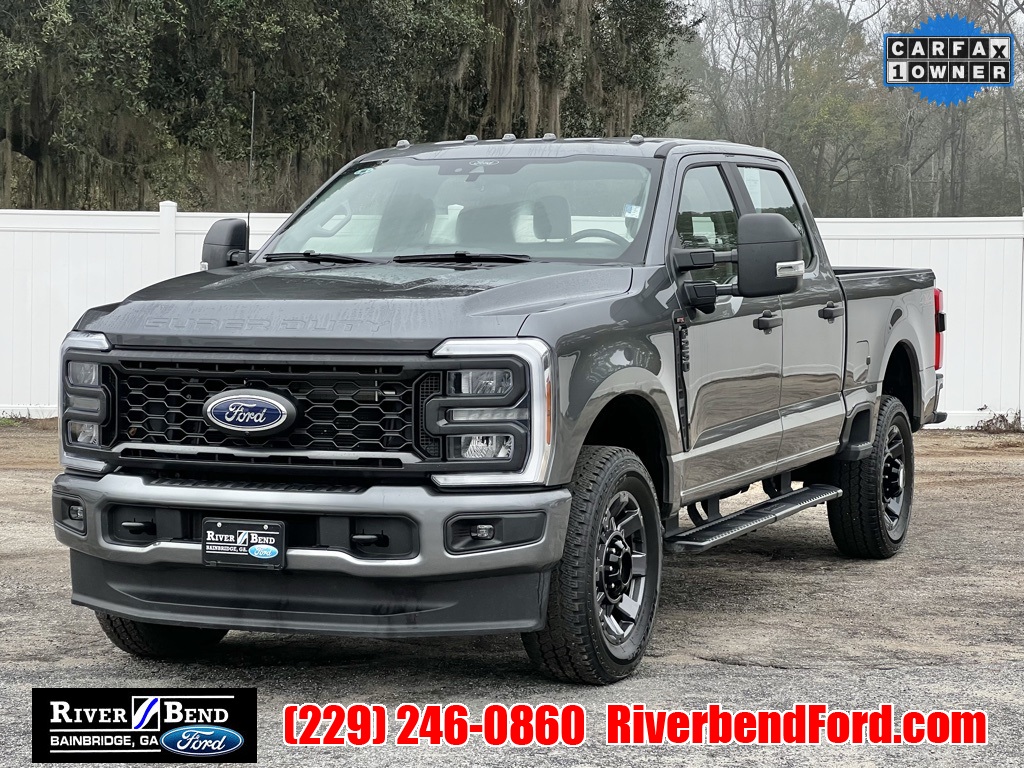 2025 Ford F-250 Super Duty XL Crew Cab 4WD