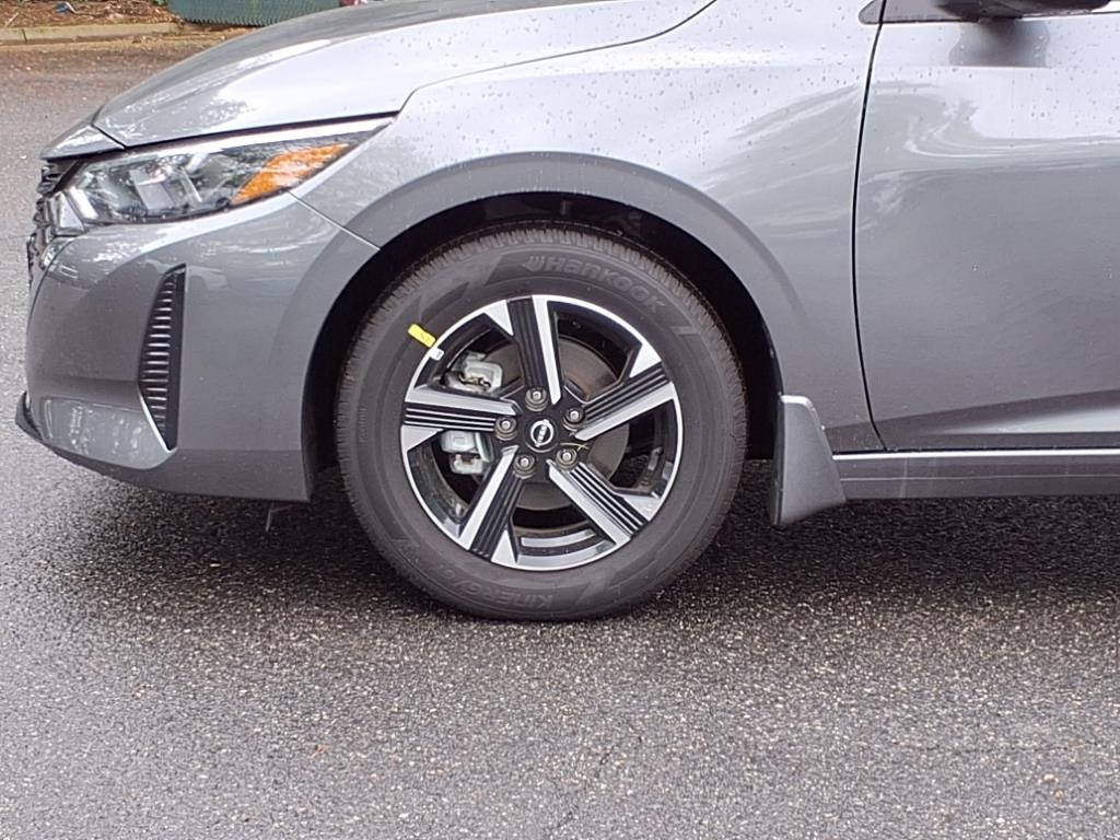 2025 Nissan Sentra SV photo 2