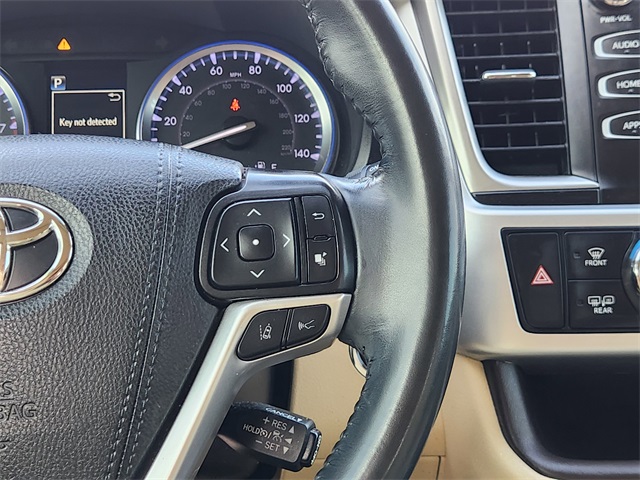 2019 Toyota Highlander XLE Blue at South Houston Nissan