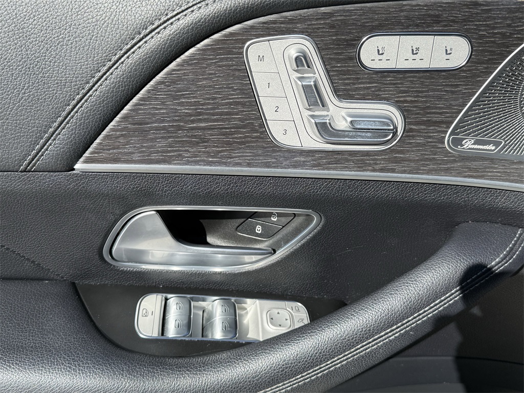 2022 Mercedes-Benz GLE GLE 450 Black at Toyota of Victoria