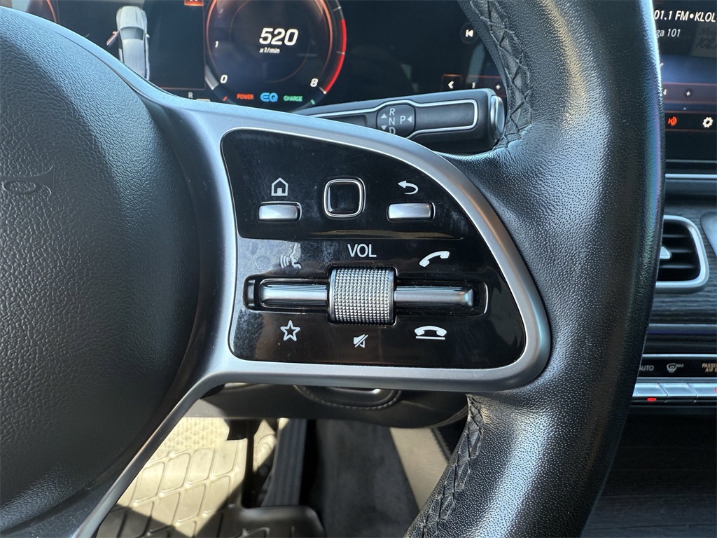 2022 Mercedes-Benz GLE GLE 450 Black at Toyota of Victoria