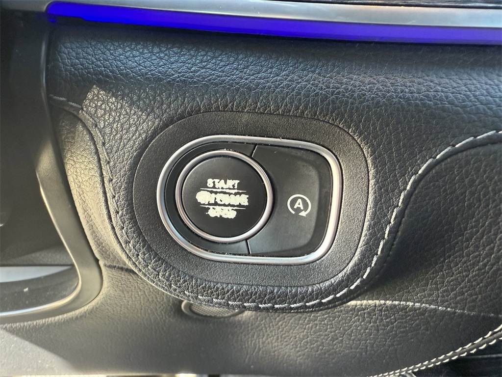 2022 Mercedes-Benz GLE GLE 450 Black at Toyota of Victoria