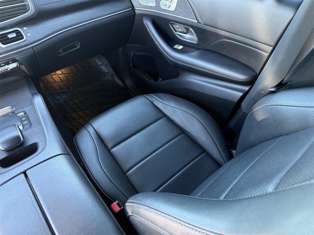 2022 Mercedes-Benz GLE GLE 450 Black at Toyota of Victoria