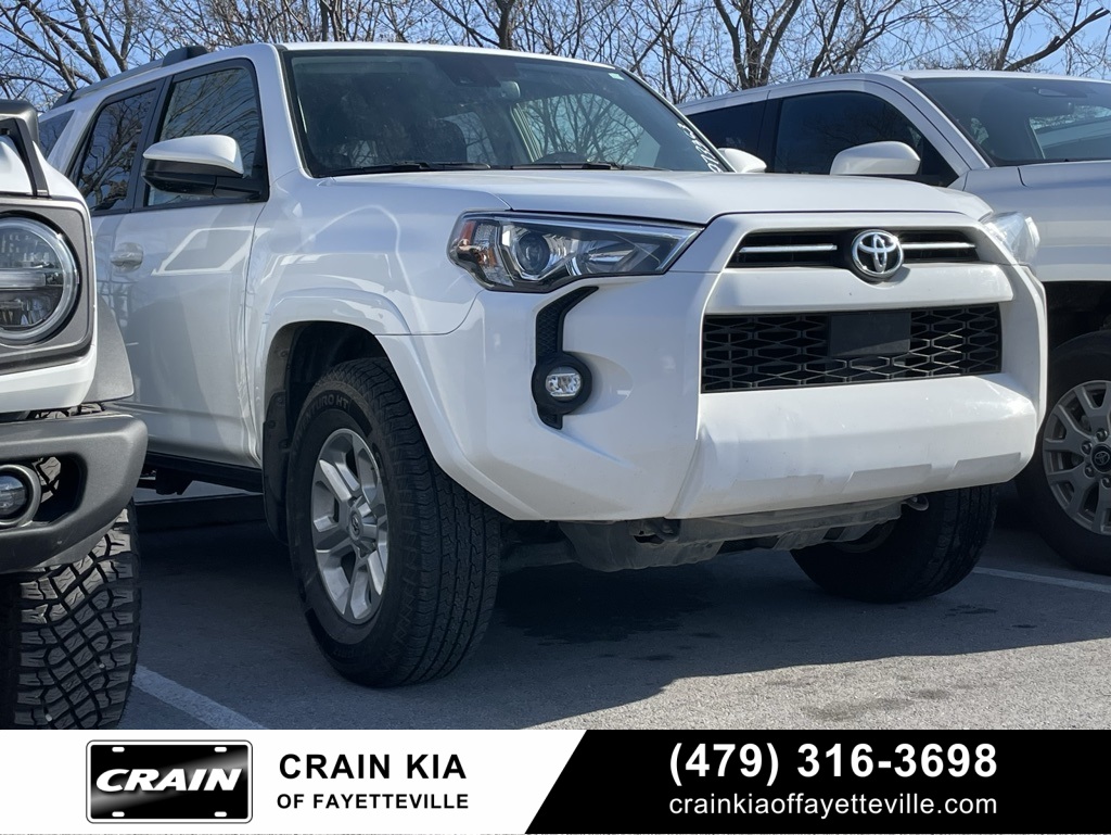 2024 Toyota 4Runner SR5 4WD