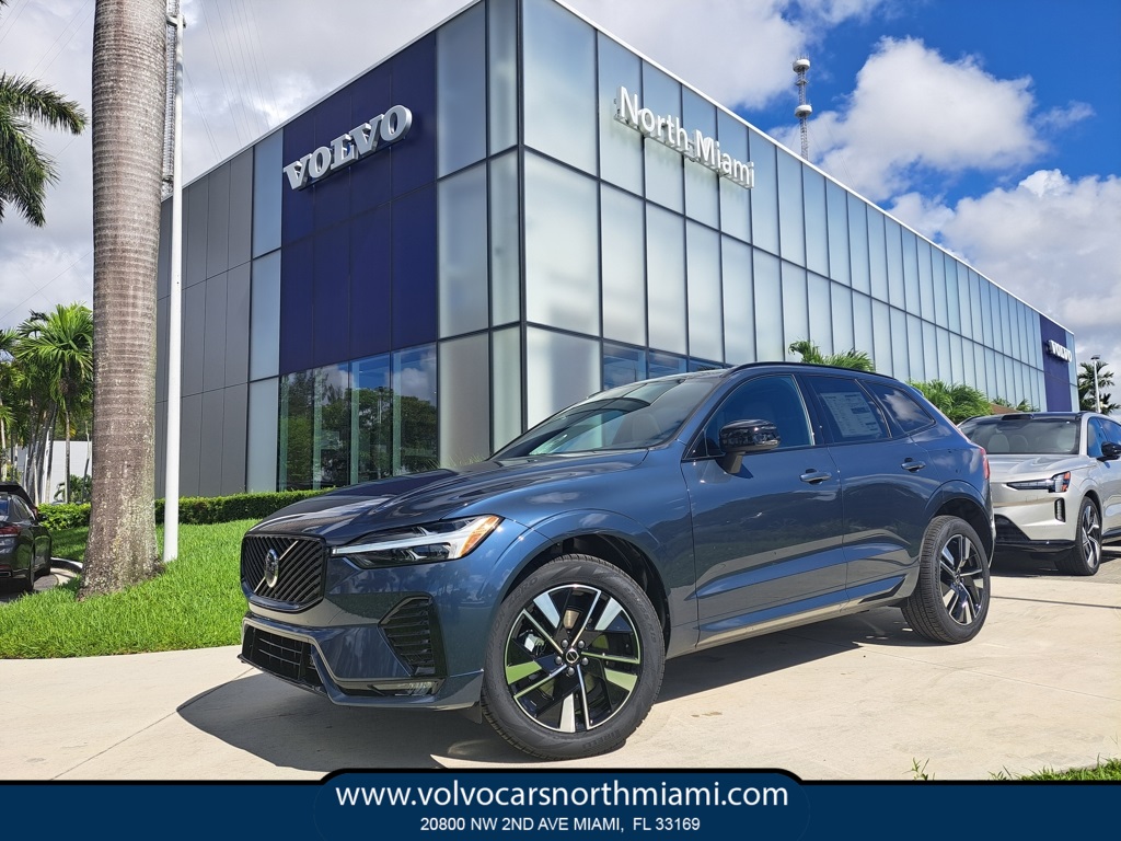 2026 Volvo XC60 Core's photo