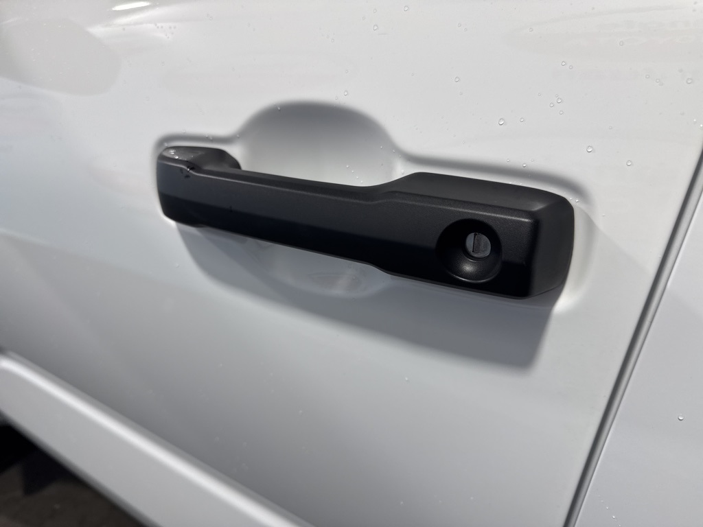 Thumbnail: 2025 Toyota 4Runner - 12