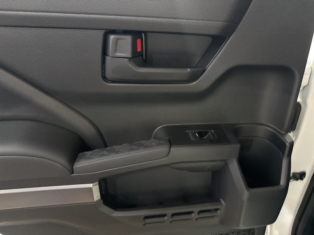 Thumbnail: 2025 Toyota 4Runner - 23