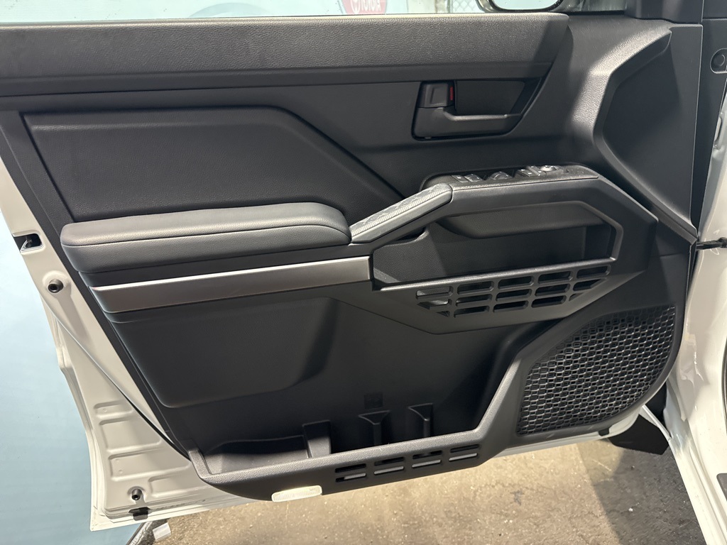 Thumbnail: 2025 Toyota 4Runner - 28