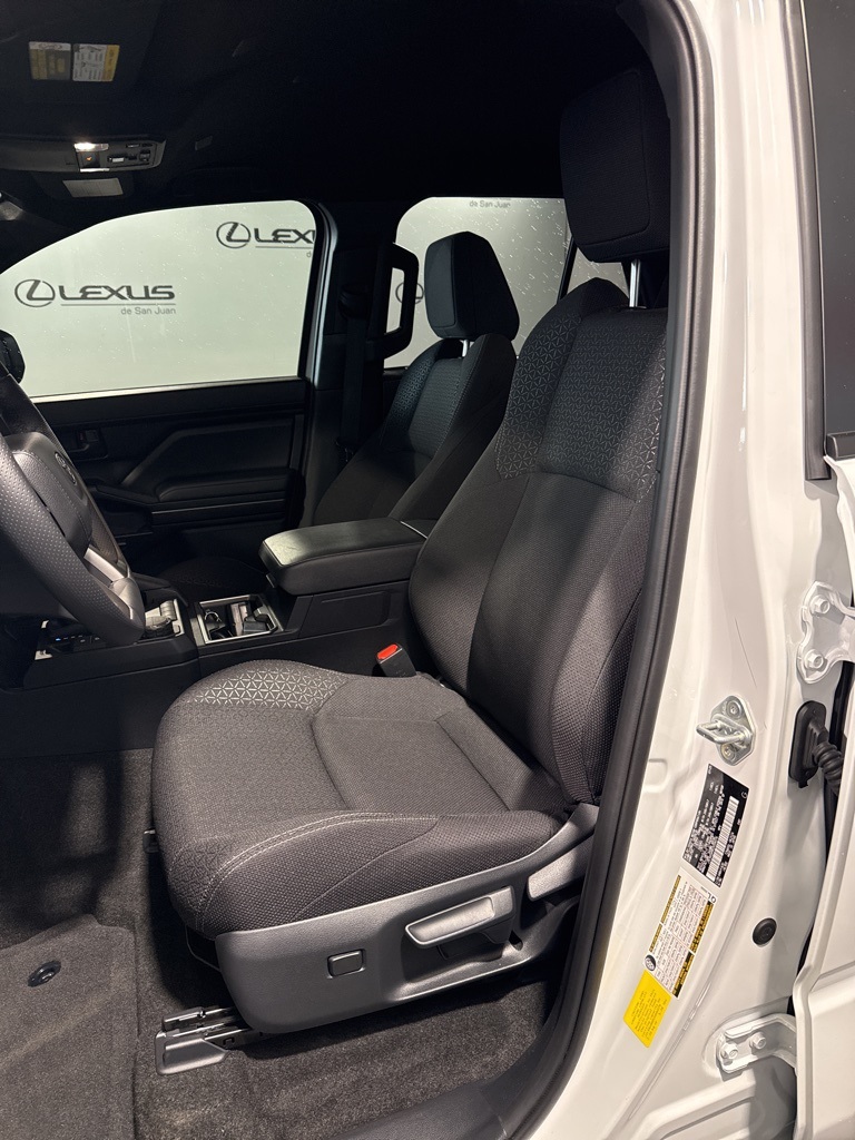 Thumbnail: 2025 Toyota 4Runner - 31