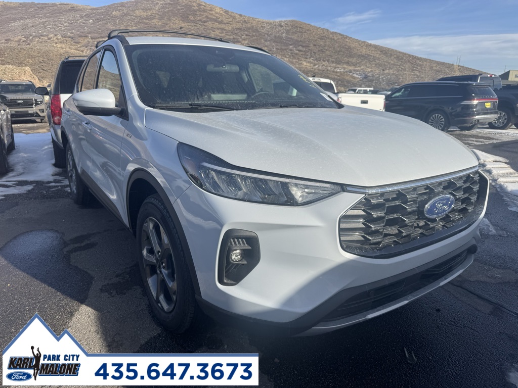 2026 Ford Escape ST-Line Select AWD