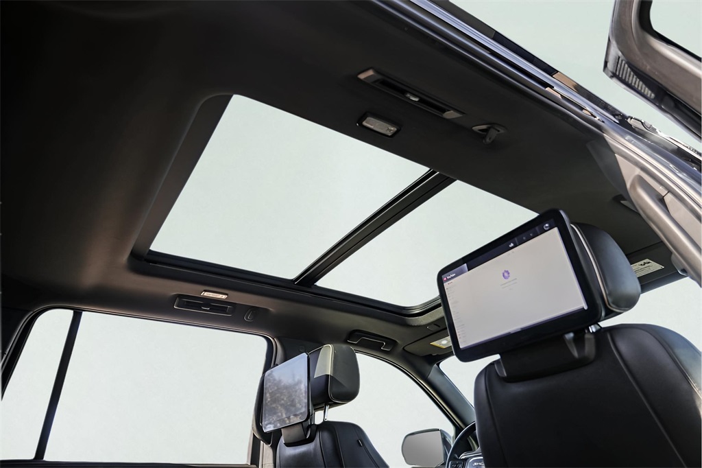 Used Car 2022 Gmc Yukon Xl  Slt For Sale Under $50,000 In Austin, Texas