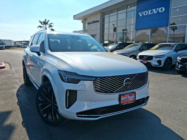 2026 Volvo XC90 B6 Ultra 7-Passenger AWD