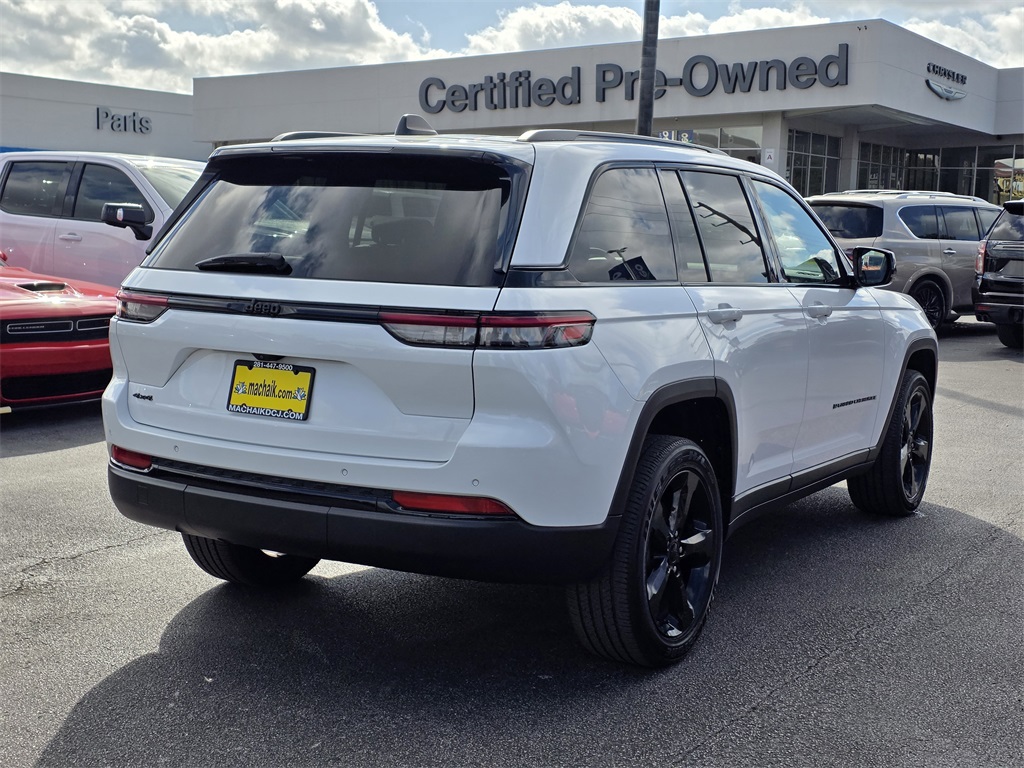 2023 Jeep Grand Cherokee Altitude X - 3