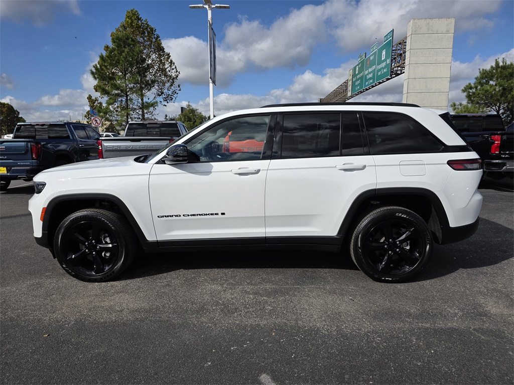 2023 Jeep Grand Cherokee Altitude X - 6