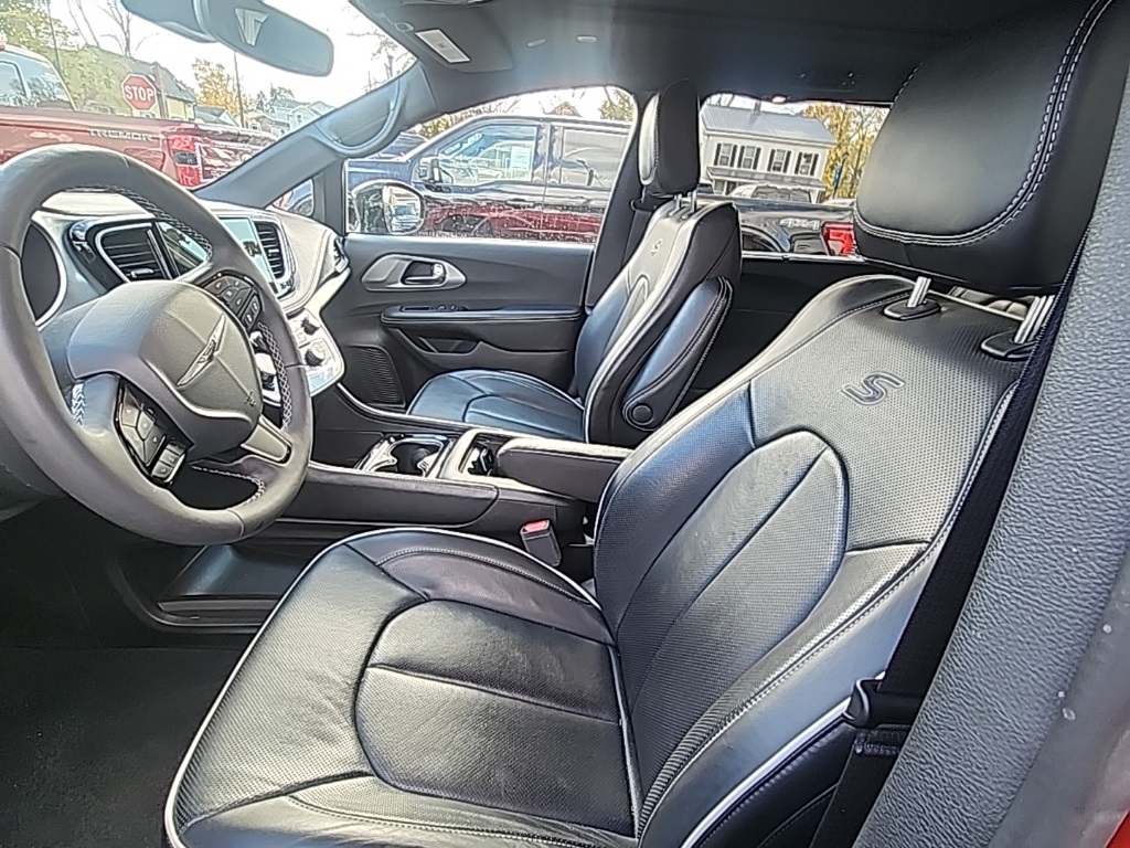 2025 Chrysler Pacifica