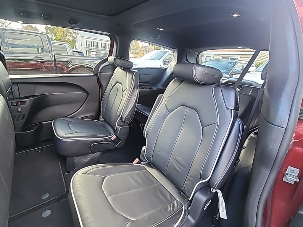 2025 Chrysler Pacifica