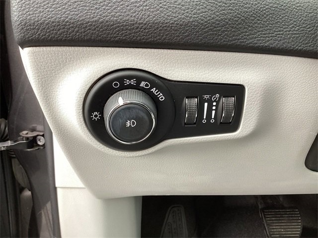 Used Car 2019 Jeep Compass  Limited For Sale Under $20,000 In San Antonio, Texas