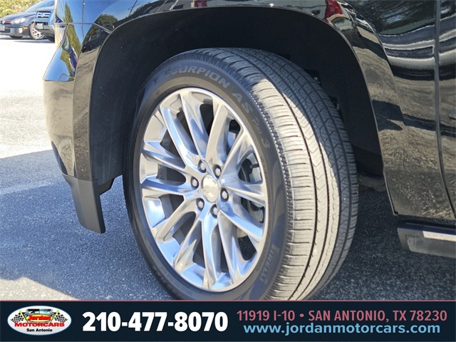 Used Car 2019 Chevrolet Suburban  Premier For Sale Under $40,000 In San Antonio, Texas