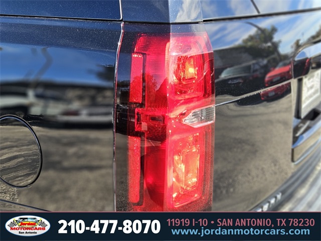 Used Car 2019 Chevrolet Suburban  Premier For Sale Under $40,000 In San Antonio, Texas