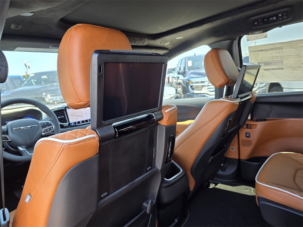 2026 Chrysler Pacifica Pinnacle White at Martin Chrysler Dodge Jeep Ram