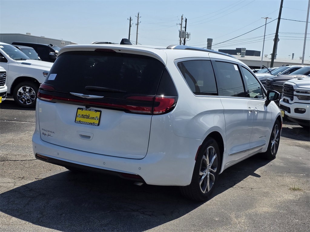 2026 Chrysler Pacifica Pinnacle White at Martin Chrysler Dodge Jeep Ram