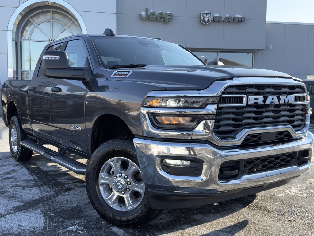 2025 RAM 2500 Big Horn Crew Cab 4WD