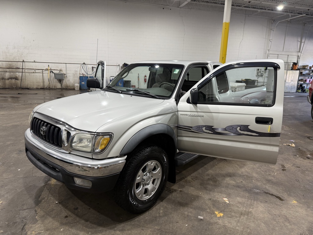 2002 Toyota Tacoma V6 photo 5