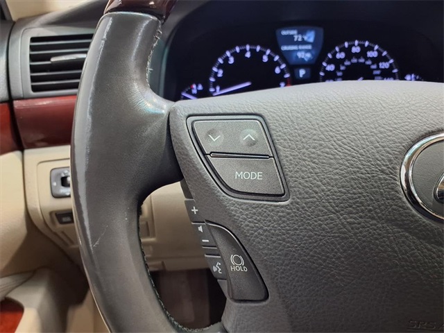 2012 Lexus LS 460 - 11