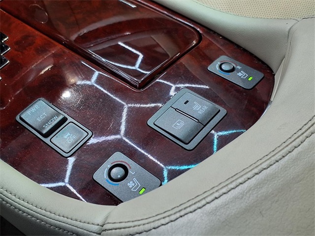 2012 Lexus LS 460 - 8