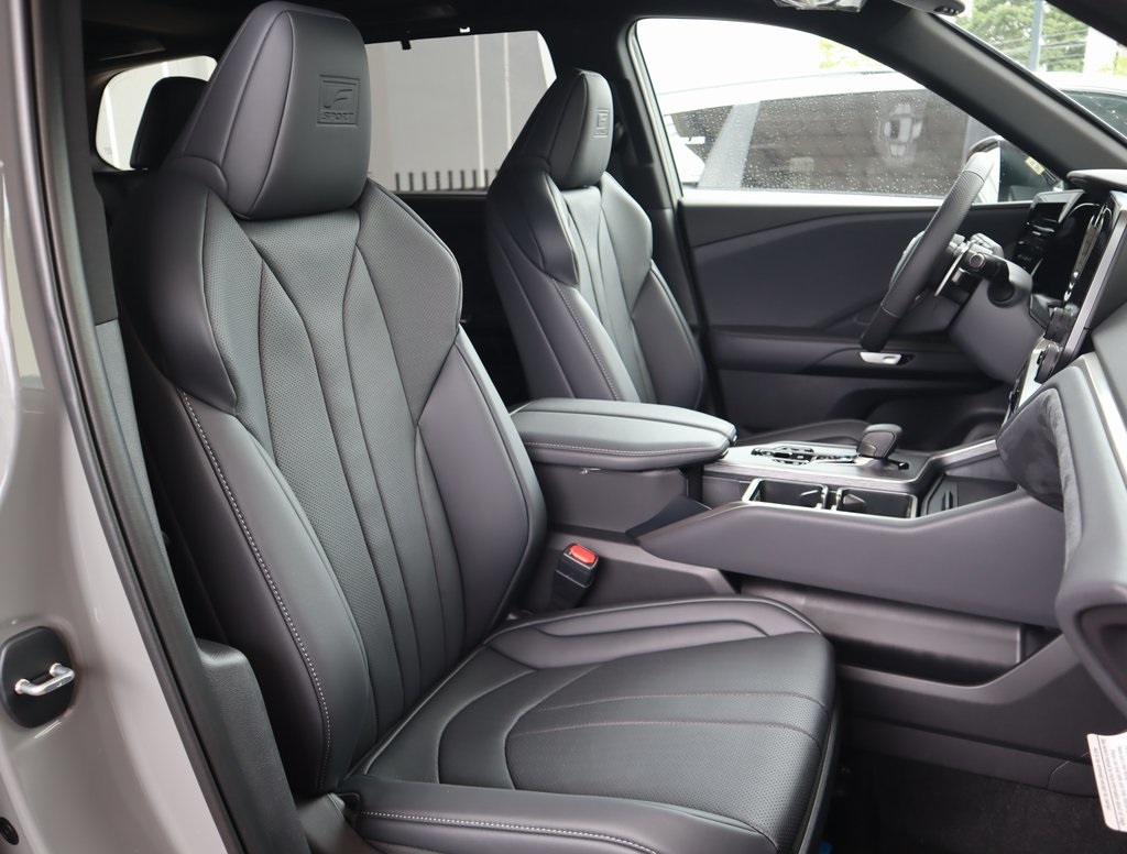 Thumbnail: 2026 Lexus TX - 32