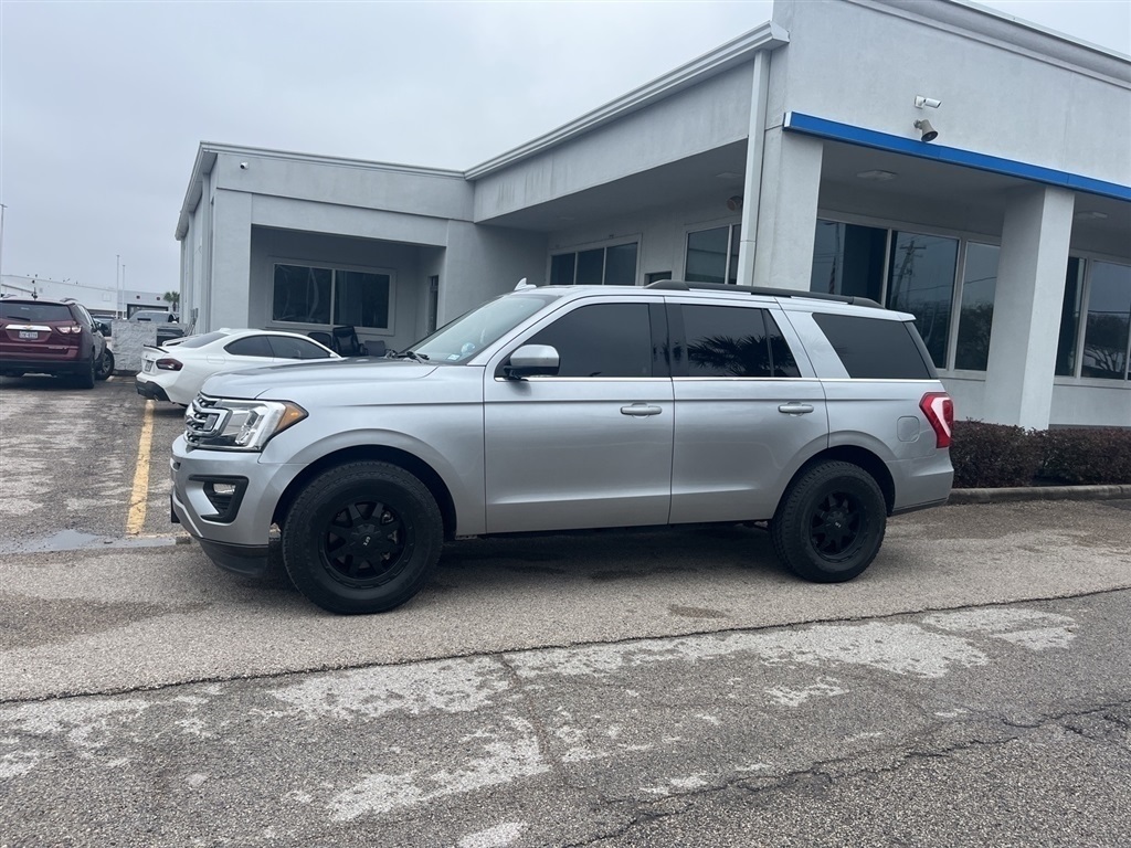 2021 Ford Expedition XLT RWD