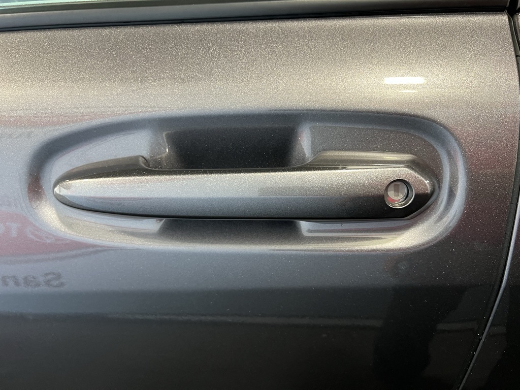 Thumbnail: 2025 Toyota Sienna - 14