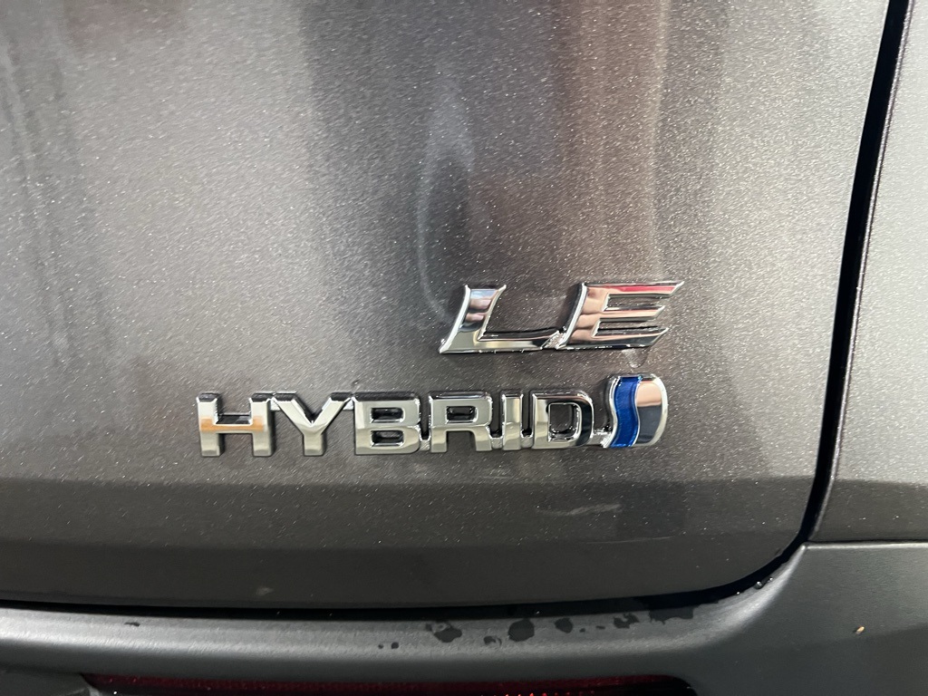 Thumbnail: 2025 Toyota Sienna - 18