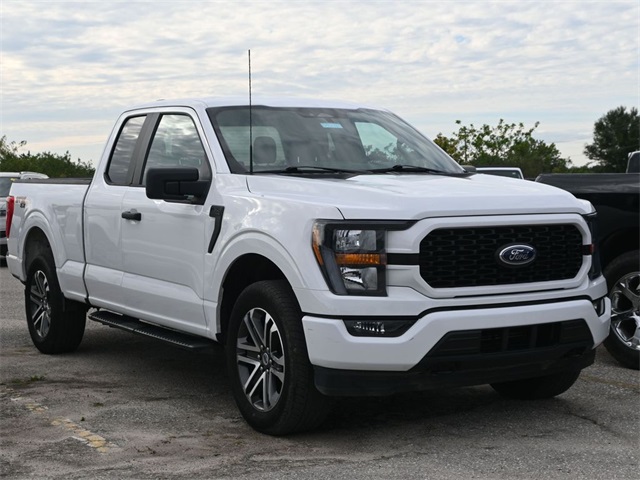 2023 Ford F-150 XL's photo