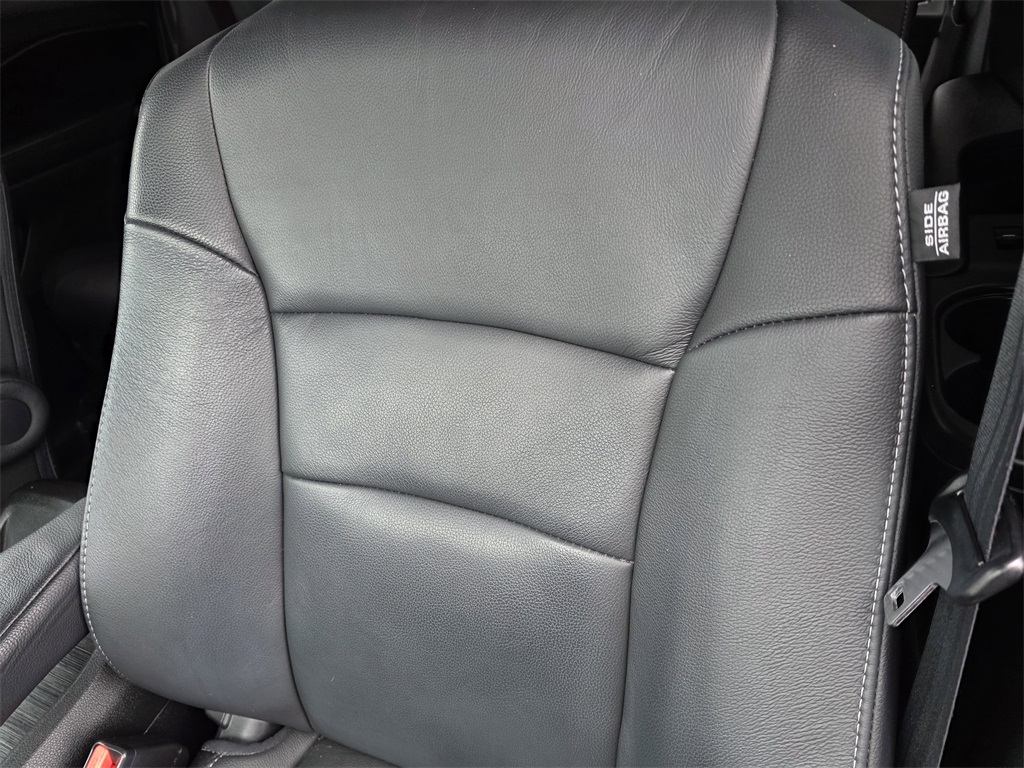 2021 Honda Pilot EX-L Gray at Community Kia