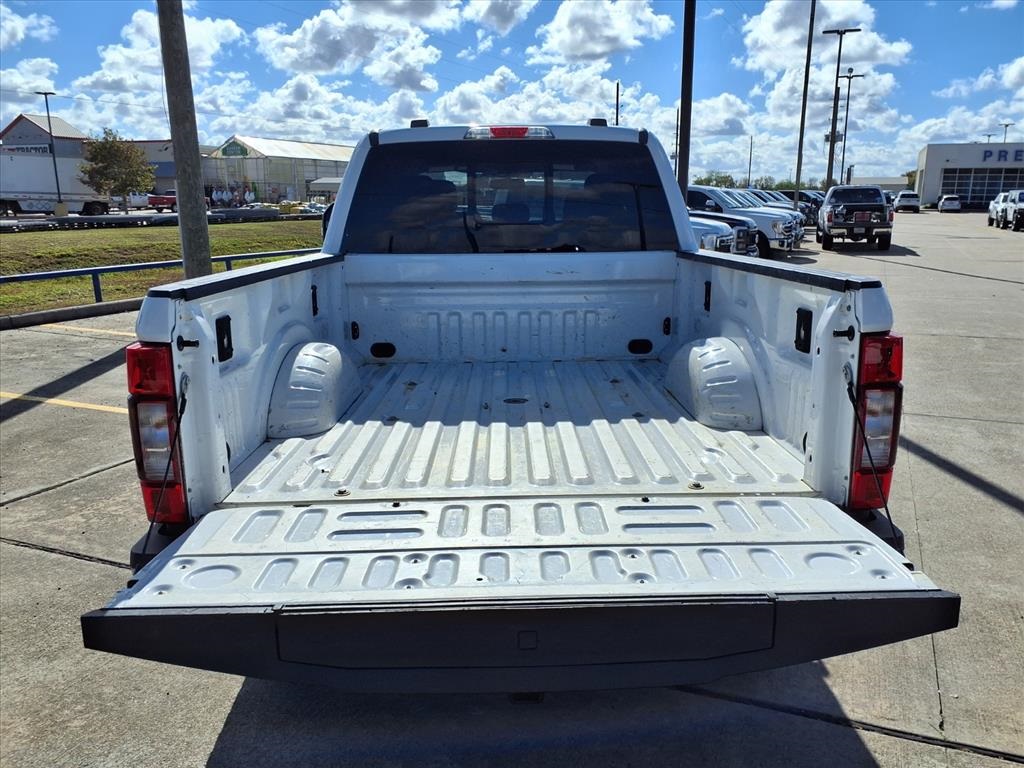 2020 Ford F-250SD Lariat White at Autostrade