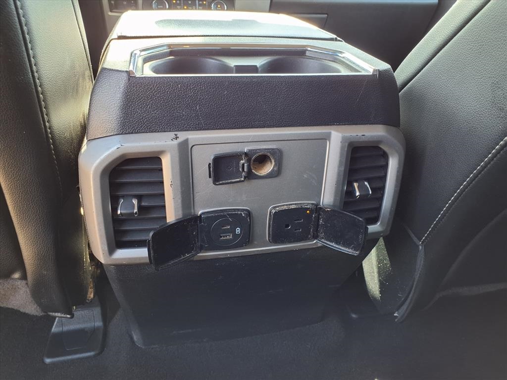 2020 Ford F-250SD Lariat White at Autostrade