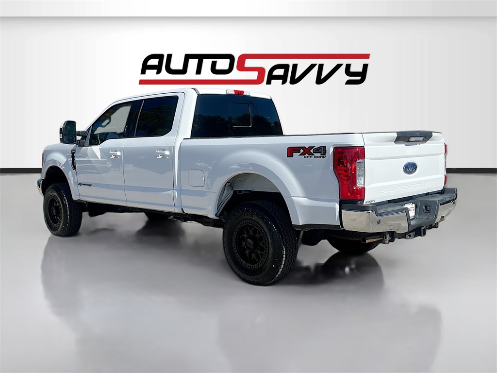 2017 Ford F-250SD Lariat White at Autostrade