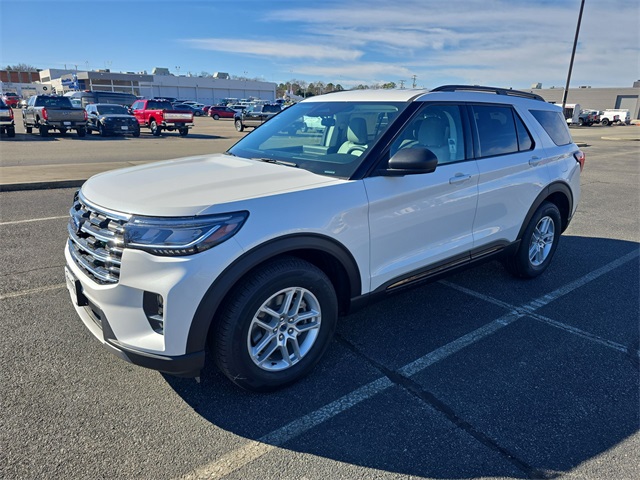 2026 Ford Explorer Active RWD