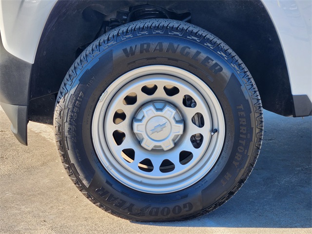 2024 Chevrolet Colorado Work Truck White at Classic Elite Chevrolet Hwy 6
