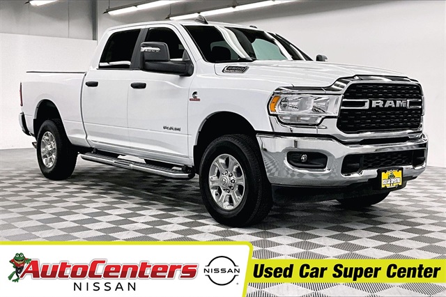2024 RAM 2500 Big Horn Crew Cab 4WD