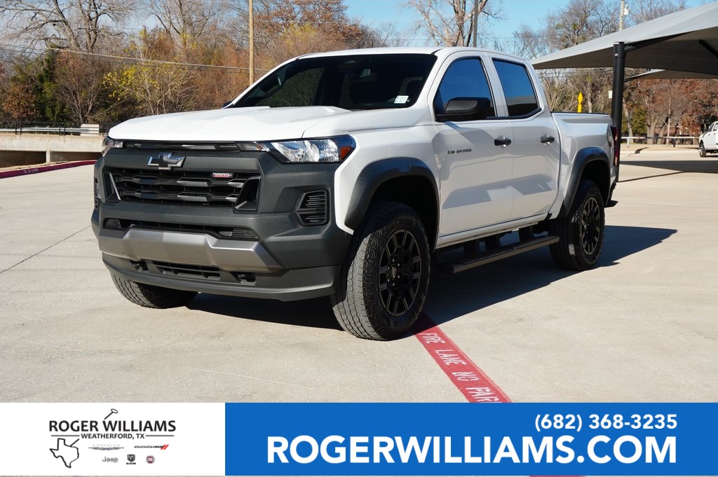Used Car 2023 Chevrolet Colorado  Trail Boss For Sale Under $40,000 In Weatherford, Texas