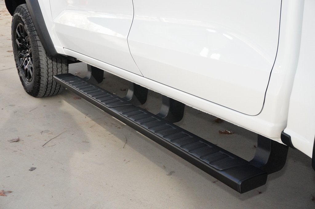 Used Car 2023 Chevrolet Colorado  Trail Boss For Sale Under $40,000 In Weatherford, Texas