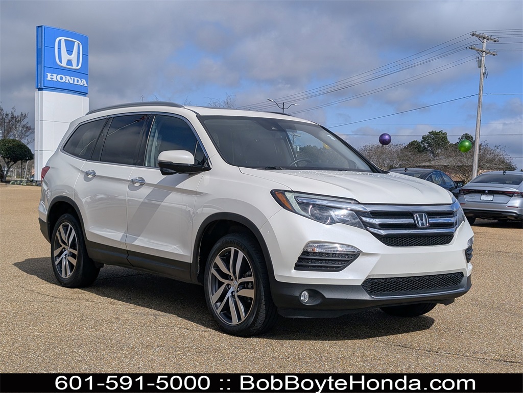 2018 Honda Pilot Touring FWD