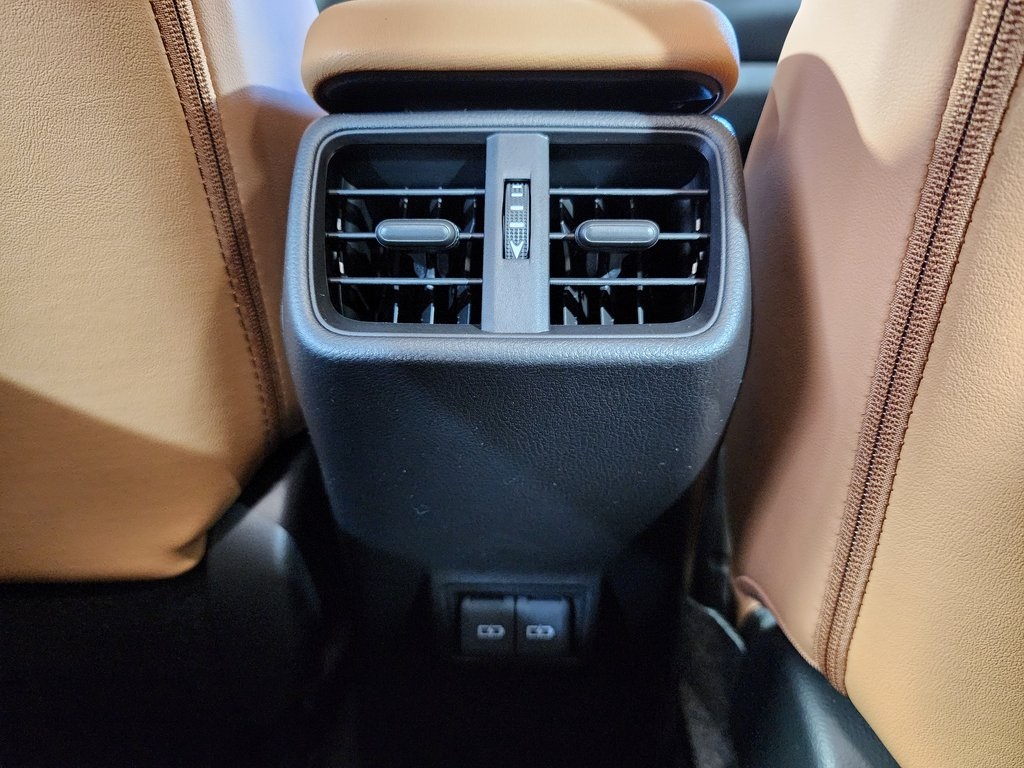 Thumbnail: 2025 Lexus UX - 30