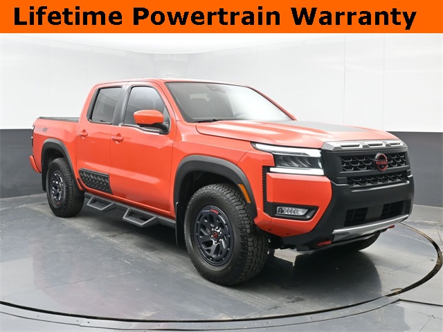 2025 Nissan Frontier PRO-4X Crew Cab 4WD