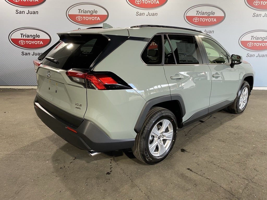 Thumbnail: 2025 Toyota RAV4 - 11