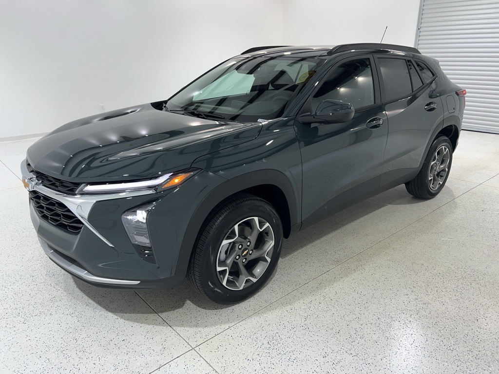 2026 Chevrolet Trax LT FWD