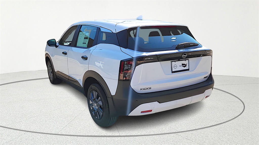2025 Nissan Kicks