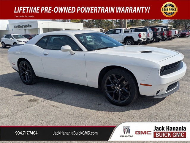 2022 Dodge Challenger SXT RWD